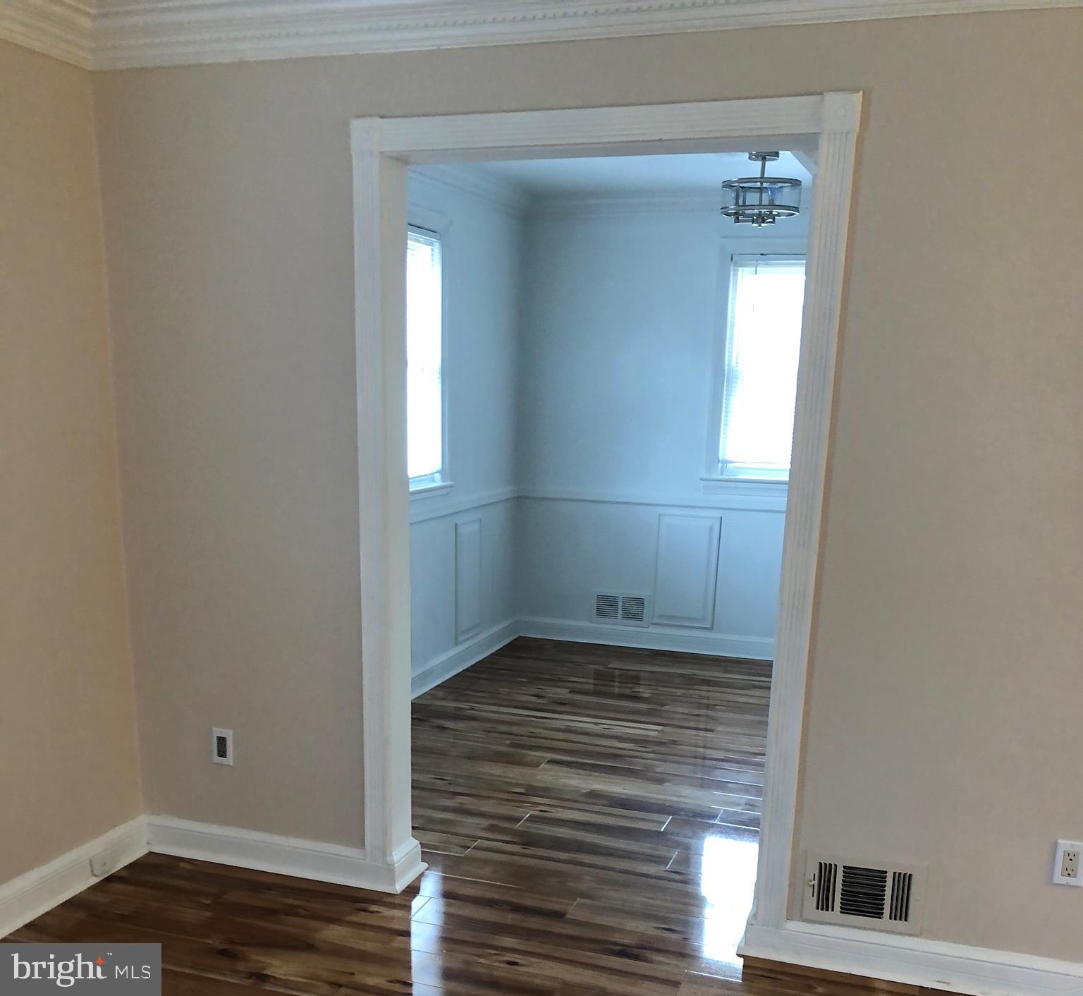 2407 Amherst Road Hyattsville, MD 20783 - Photo 13 of 57 Dining room area