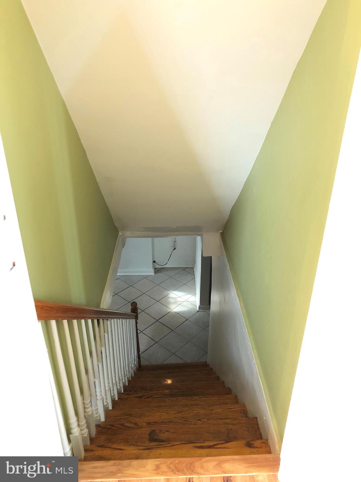 2407 Amherst Road Hyattsville, MD 20783 - Photo 29 of 57 Inside access Stairs to the basement