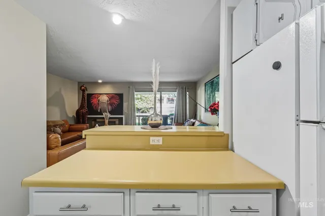 $229,950 | 1064 North Camelot Drive, Boise, ID 83704