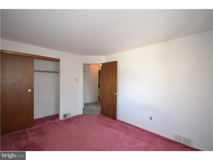 1243 Irma Road Warminster, PA 18974 - Photo 13 of 18 Gallery Image 13