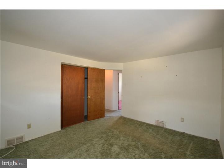 1243 Irma Road Warminster, PA 18974 - Photo 10 of 18 Gallery Image 10