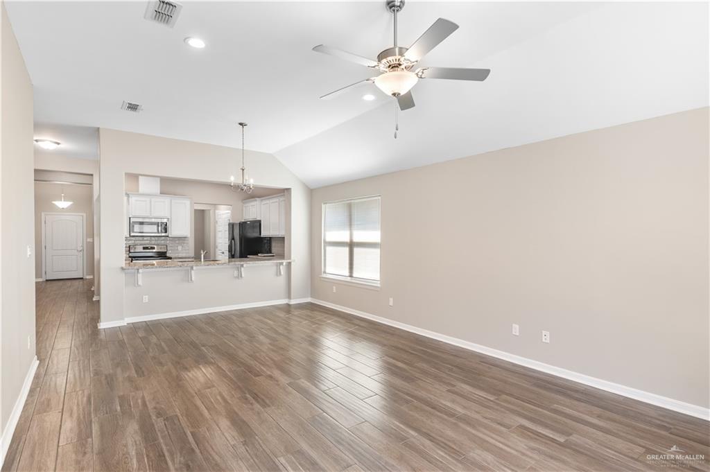 5512 River Road McAllen, TX 78504 - Photo 2 of 22