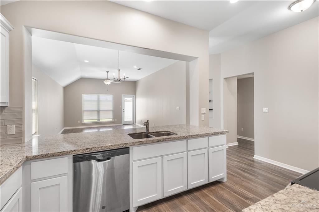 5512 River Road McAllen, TX 78504 - Photo 4 of 22