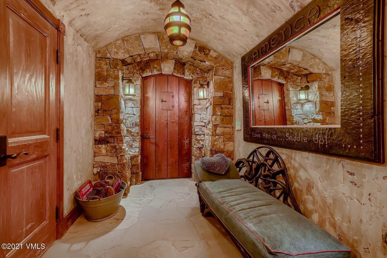 1661 Daybreak Ridge Road Avon, CO 81620 - Photo 9 of 39 1661 Daybreak Ridge Avon CO - Web Qualit