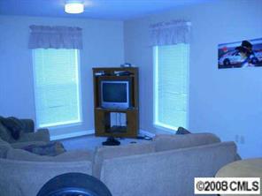 500 Hartness Road Statesville, NC 28677 - Photo 7 of 8 Gallery Image 7
