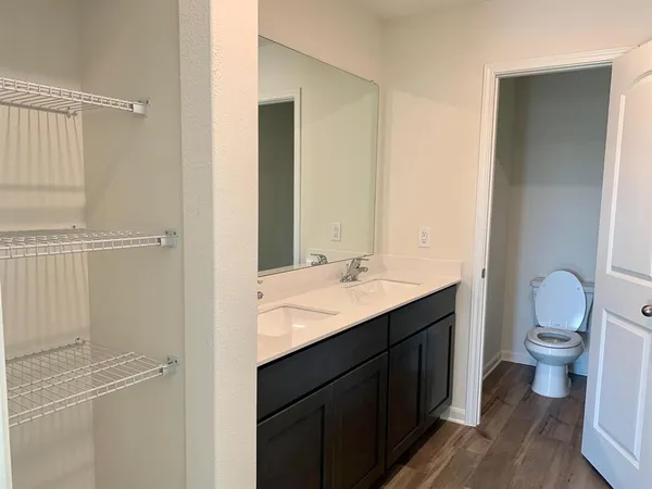 $2,095 | 612 Aqueduct Drive, Seagoville, TX 75159