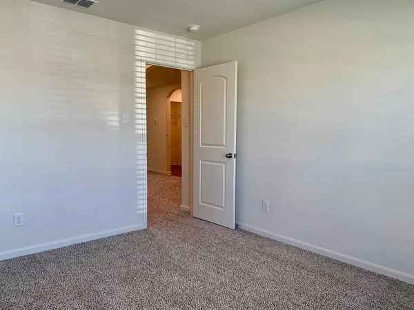 $2,095 | 612 Aqueduct Drive, Seagoville, TX 75159