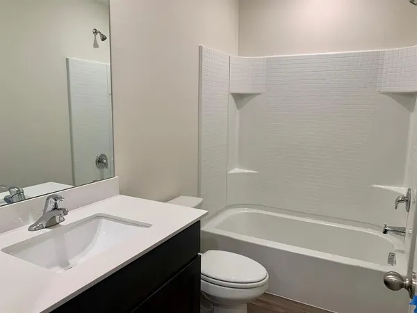 $2,095 | 612 Aqueduct Drive, Seagoville, TX 75159