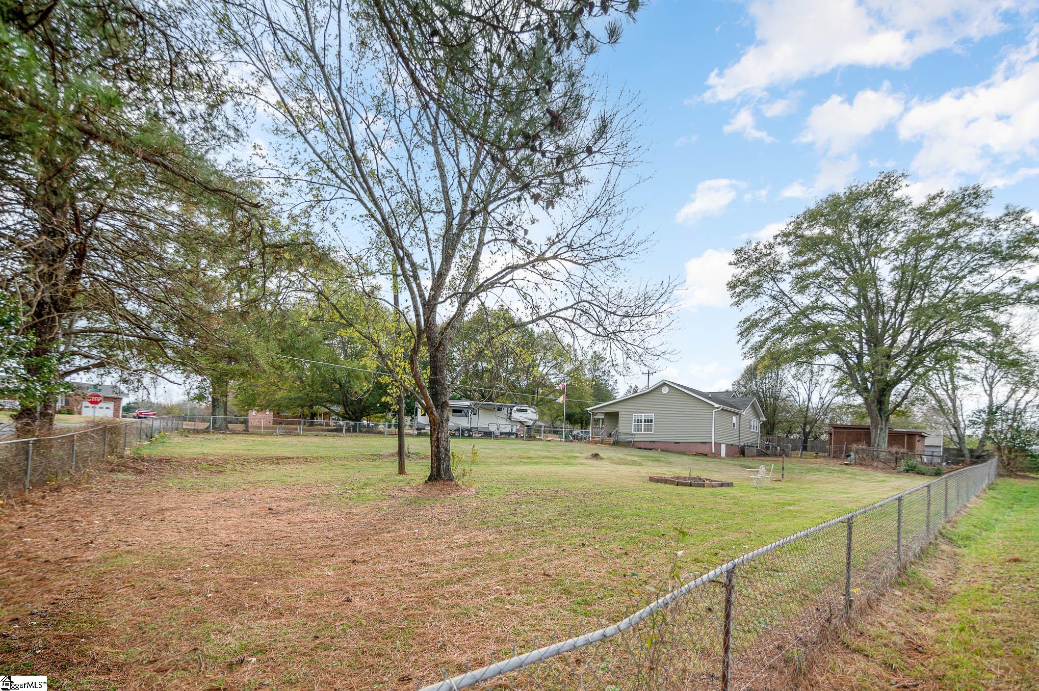 220 Rector Road Lyman, SC 29365 - Photo 33 of 36