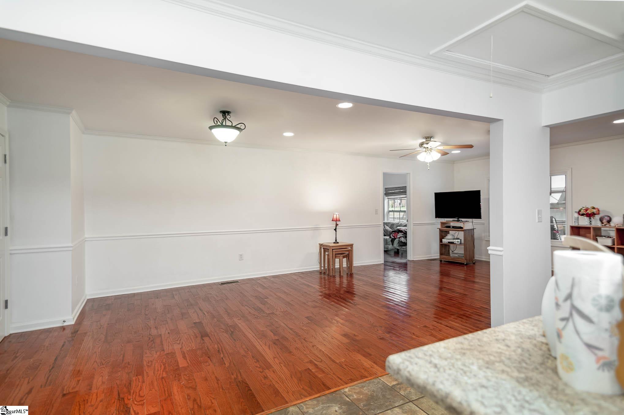 220 Rector Road Lyman, SC 29365 - Photo 6 of 36