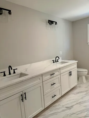 $1,174,000 | 1 Cassidy Way, Cape Neddick, ME 03902