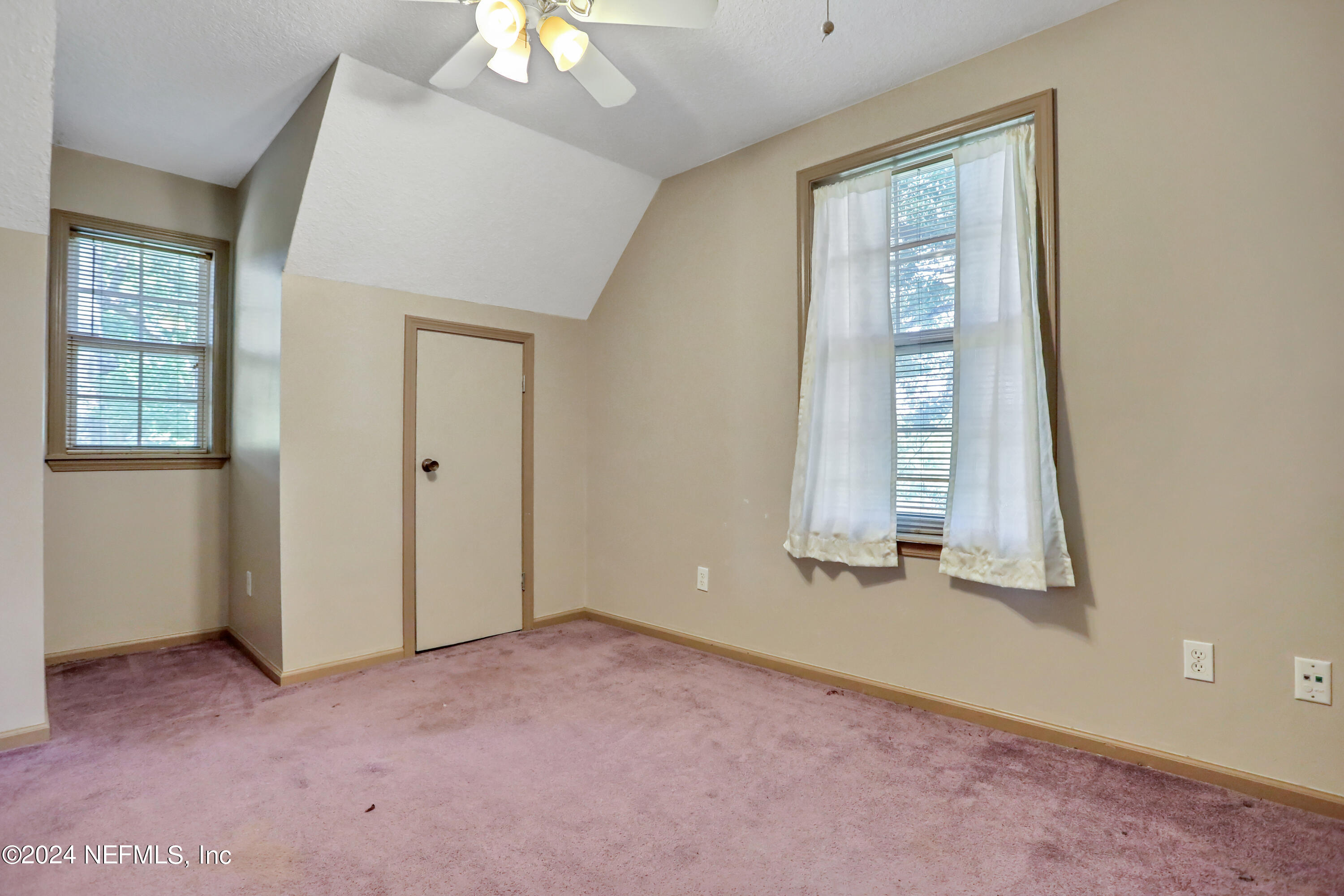 5321 Sweat Road Green Cove Springs, FL 32043 - Photo 26 of 31 an empty room with windows