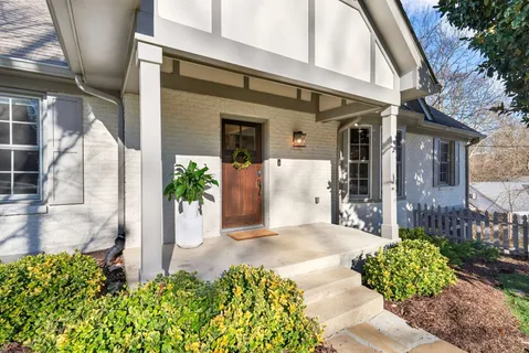 $1,325,000 | 1116 Brookmeade Drive, Nashville, TN 37204