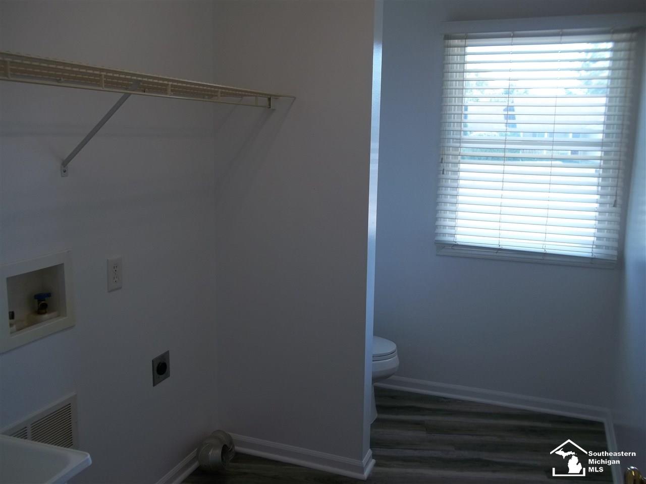 3105 Cobblestone Ridge Tecumseh, MI 49286 - Photo 7 of 20 50020508-6.JPG