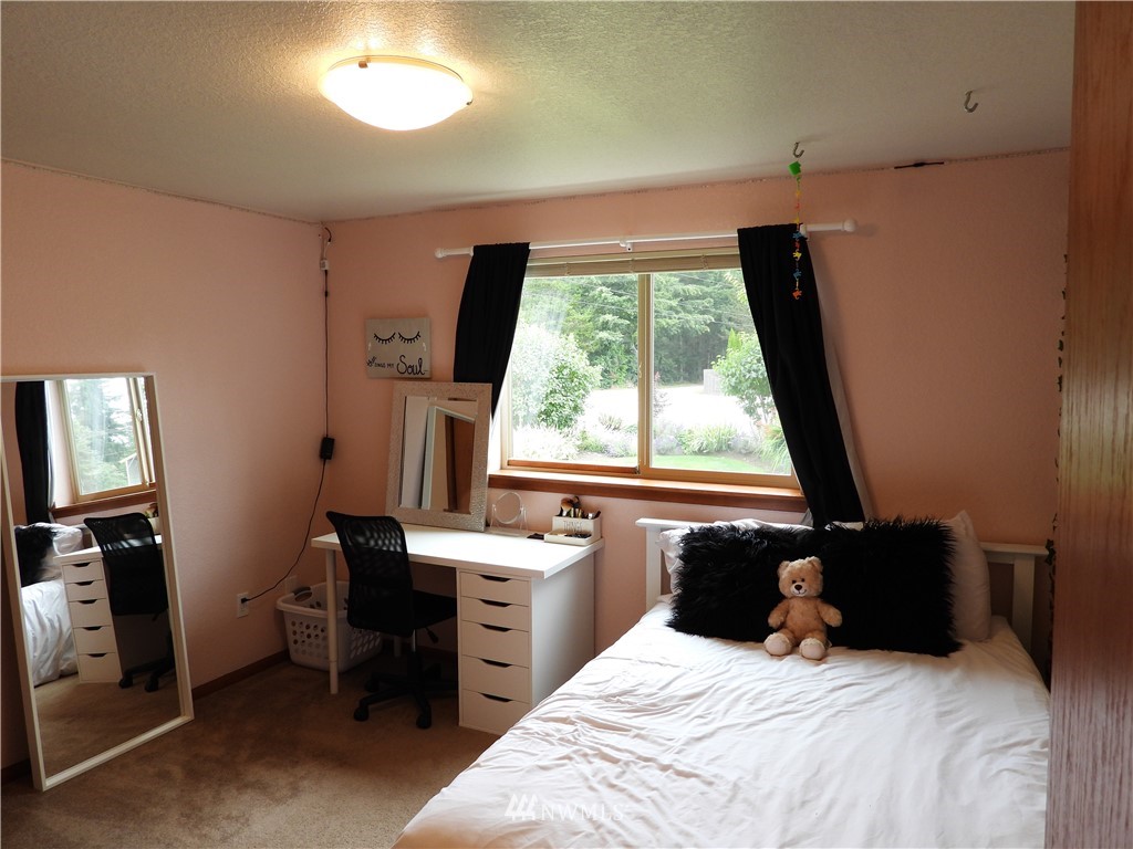 9841 Case Road Southwest Olympia, WA 98512 - Photo 22 of 25 Gallery Image 22