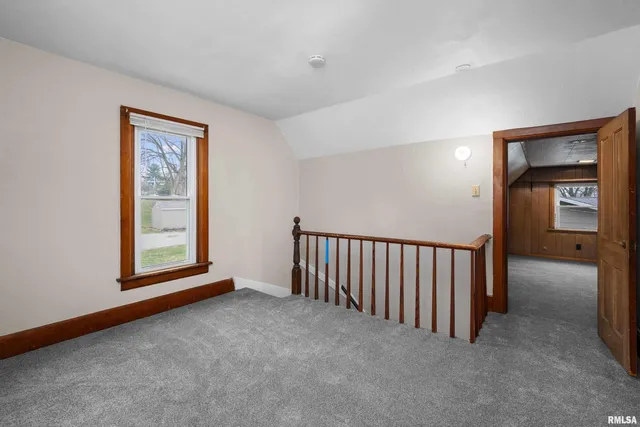 $109,000 | 405 North Bluff Street, Albany, IL 61230