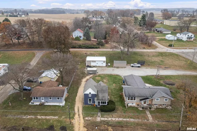 $109,000 | 405 North Bluff Street, Albany, IL 61230