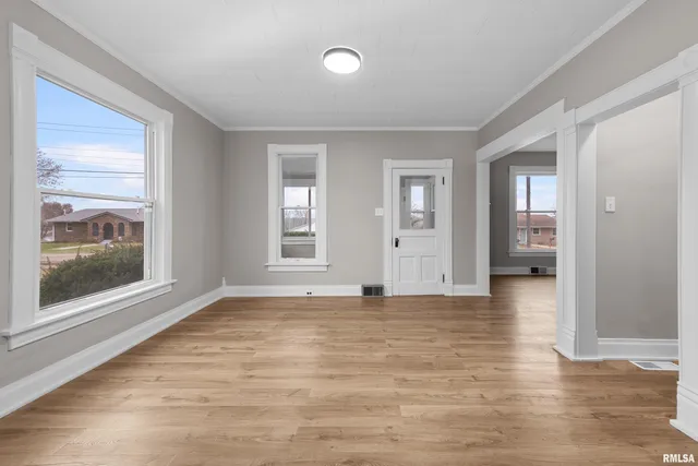 $109,000 | 405 North Bluff Street, Albany, IL 61230