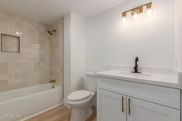 a bathroom with a bathtub