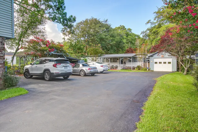 $399,999 | 8899 Salamander Road, North Charleston, SC 29406