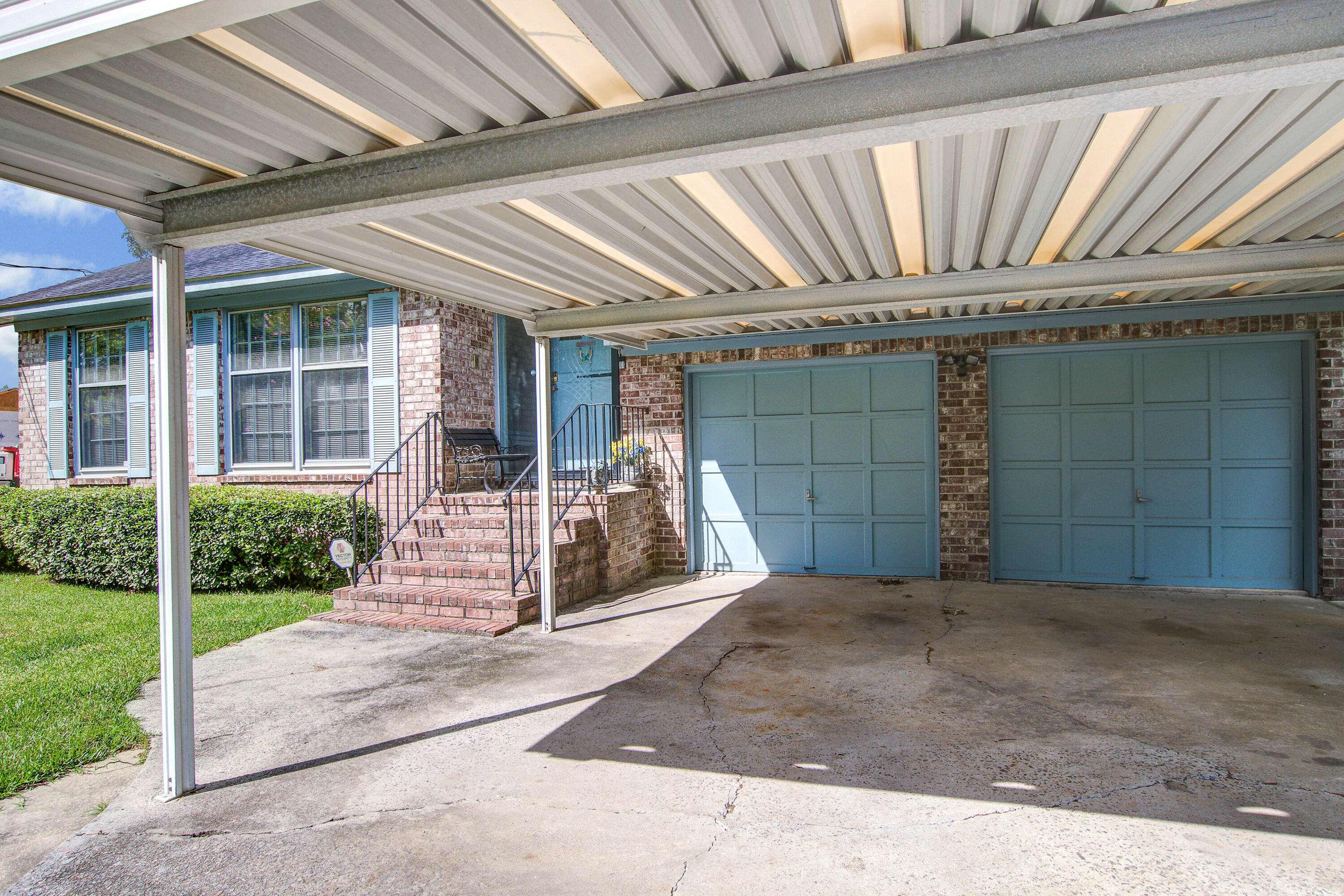 8899 Salamander Road North Charleston, SC 29406 - Photo 4 of 37 8899 (4)