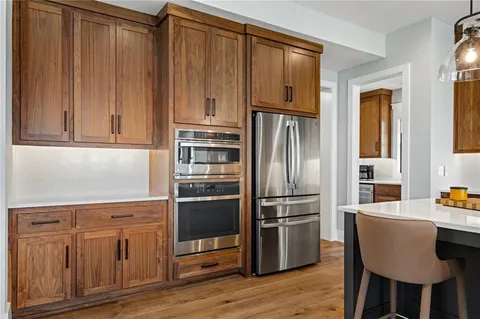 $995,000 | 12402 West 170th Terrace, Overland Park, KS 66221