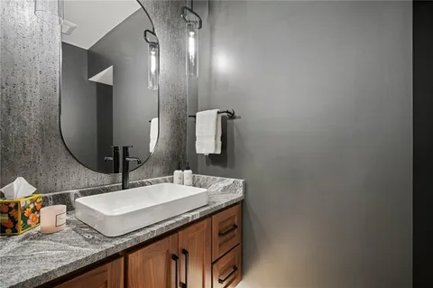 $995,000 | 12402 West 170th Terrace, Overland Park, KS 66221