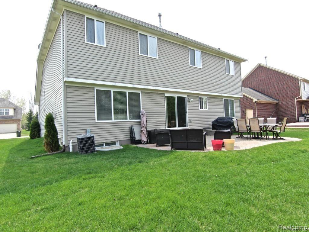 2092 Cattail Circle Rochester, MI 48309 - Photo 52 of 52 GetMedia (25).jpeg