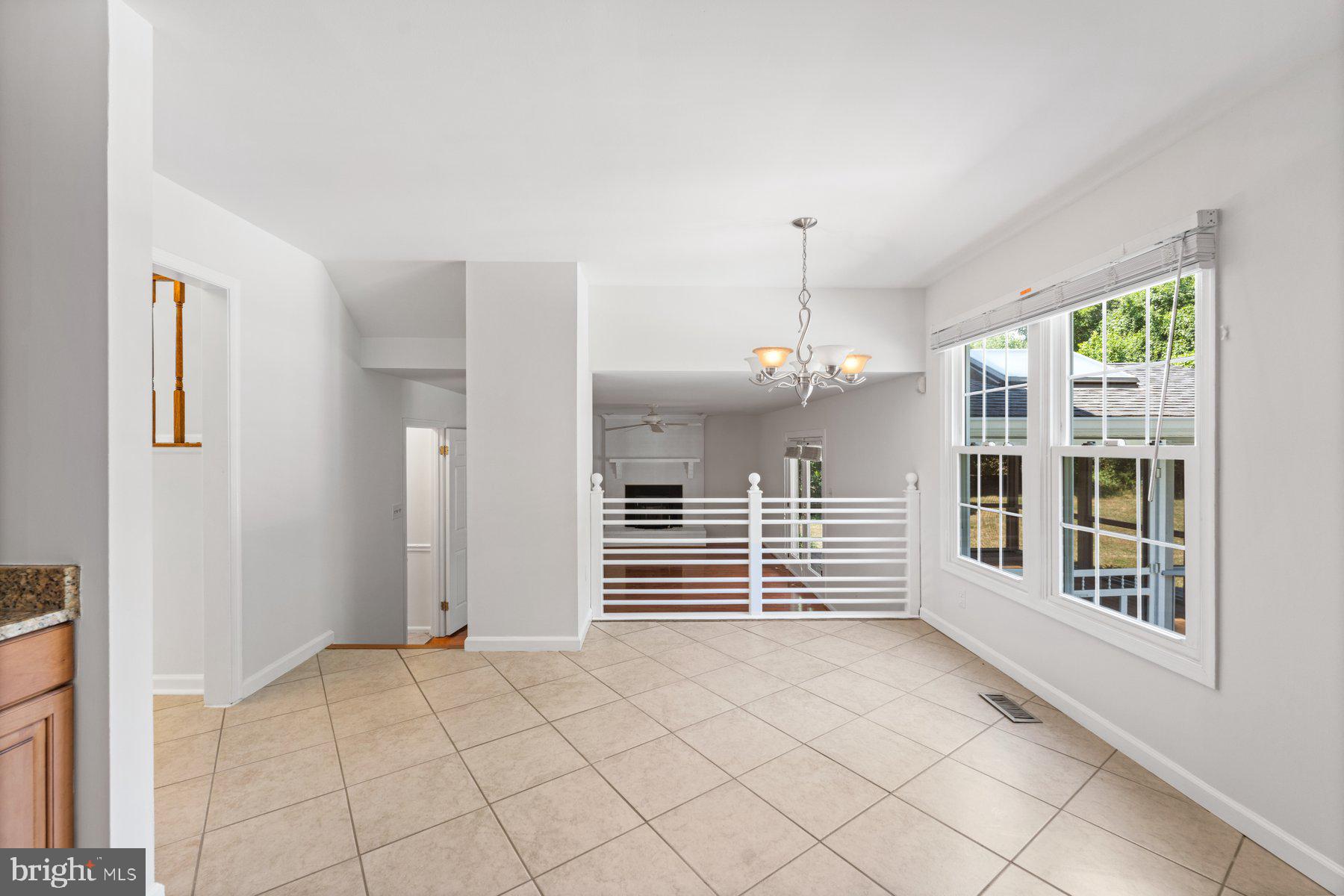 301 Saddle Ridge Road Annapolis, MD 21403 - Photo 13 of 47 Formal dining space