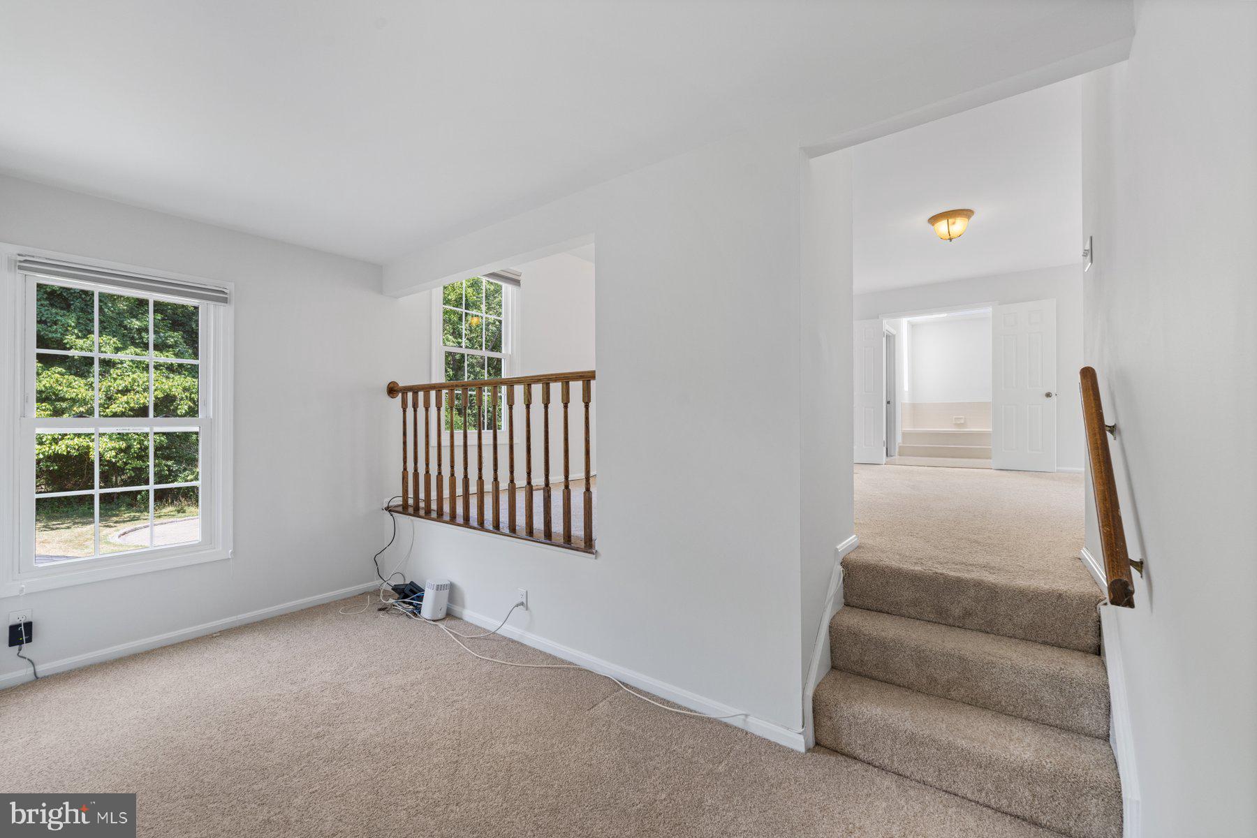 301 Saddle Ridge Road Annapolis, MD 21403 - Photo 18 of 47 Primary bedroom step-down level