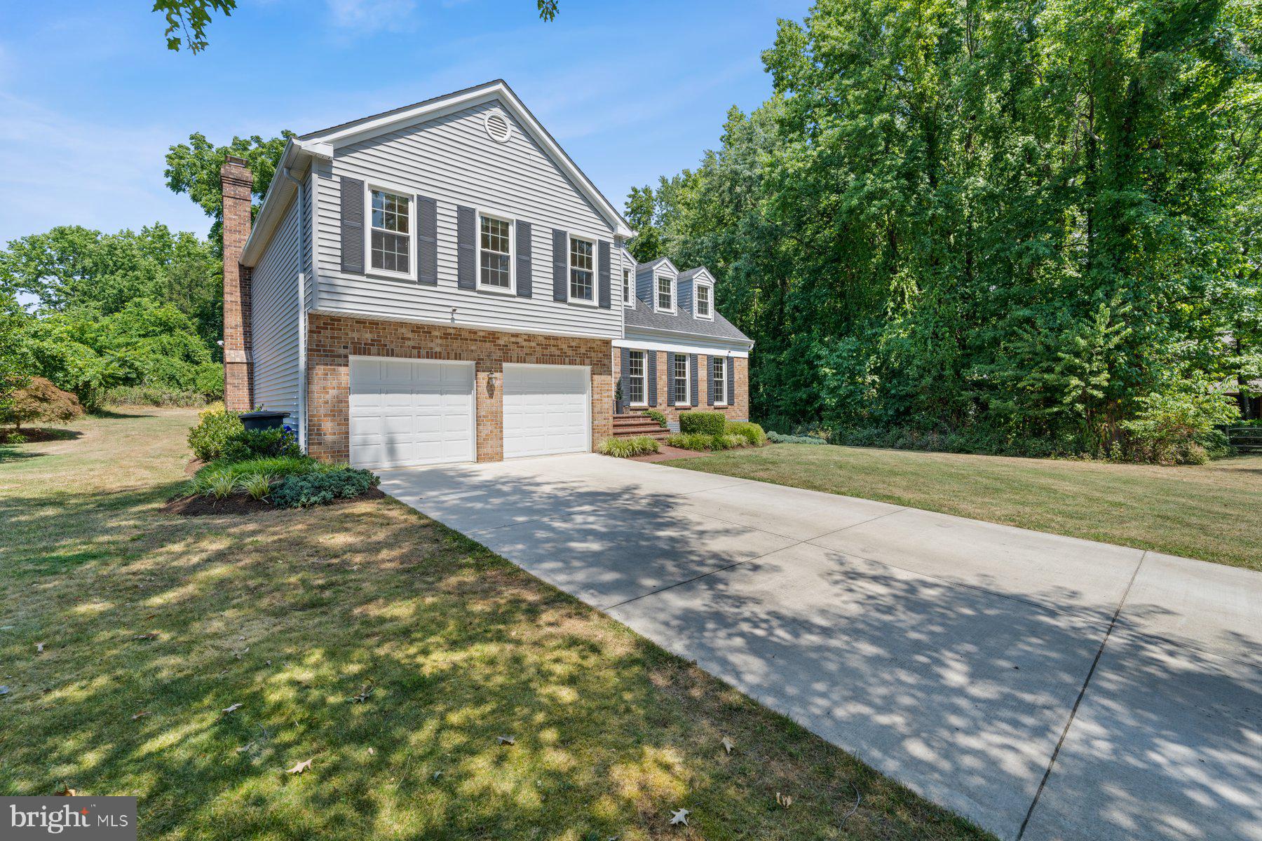 301 Saddle Ridge Road Annapolis, MD 21403 - Photo 6 of 47 Featuring 6 parking spaces