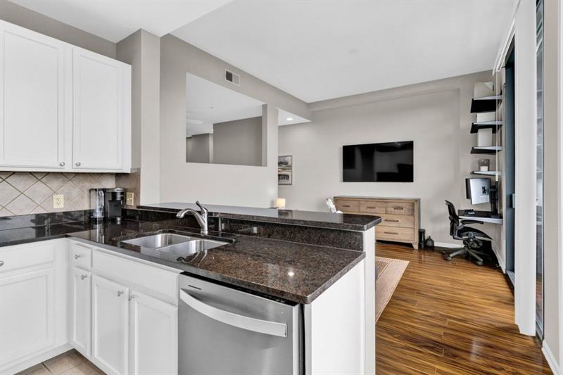 3040 Peachtree Road Northwest, Unit 1605 Atlanta, GA 30305 - Photo 7 of 47