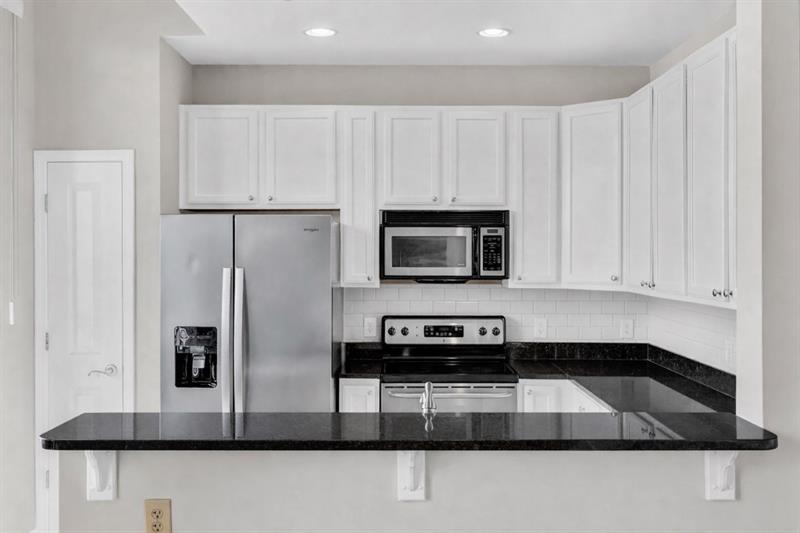 3040 Peachtree Road Northwest, Unit 1605 Atlanta, GA 30305 - Photo 8 of 47