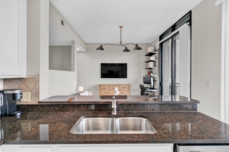 3040 Peachtree Road Northwest, Unit 1605 Atlanta, GA 30305 - Photo 9 of 47