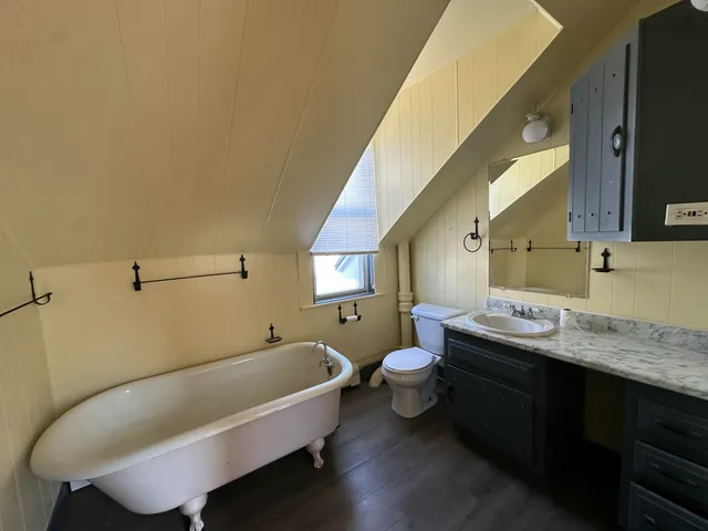 $119,900 | 17 Elm Street, Houlton, ME 04730