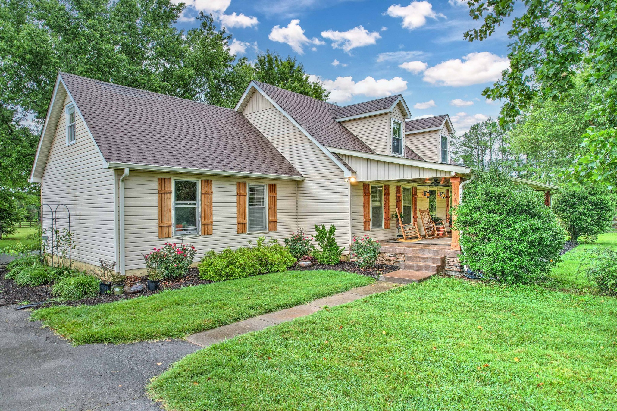 2015 Floraton Road Readyville, TN 37149 - Photo 2 of 50 Gallery Image 2