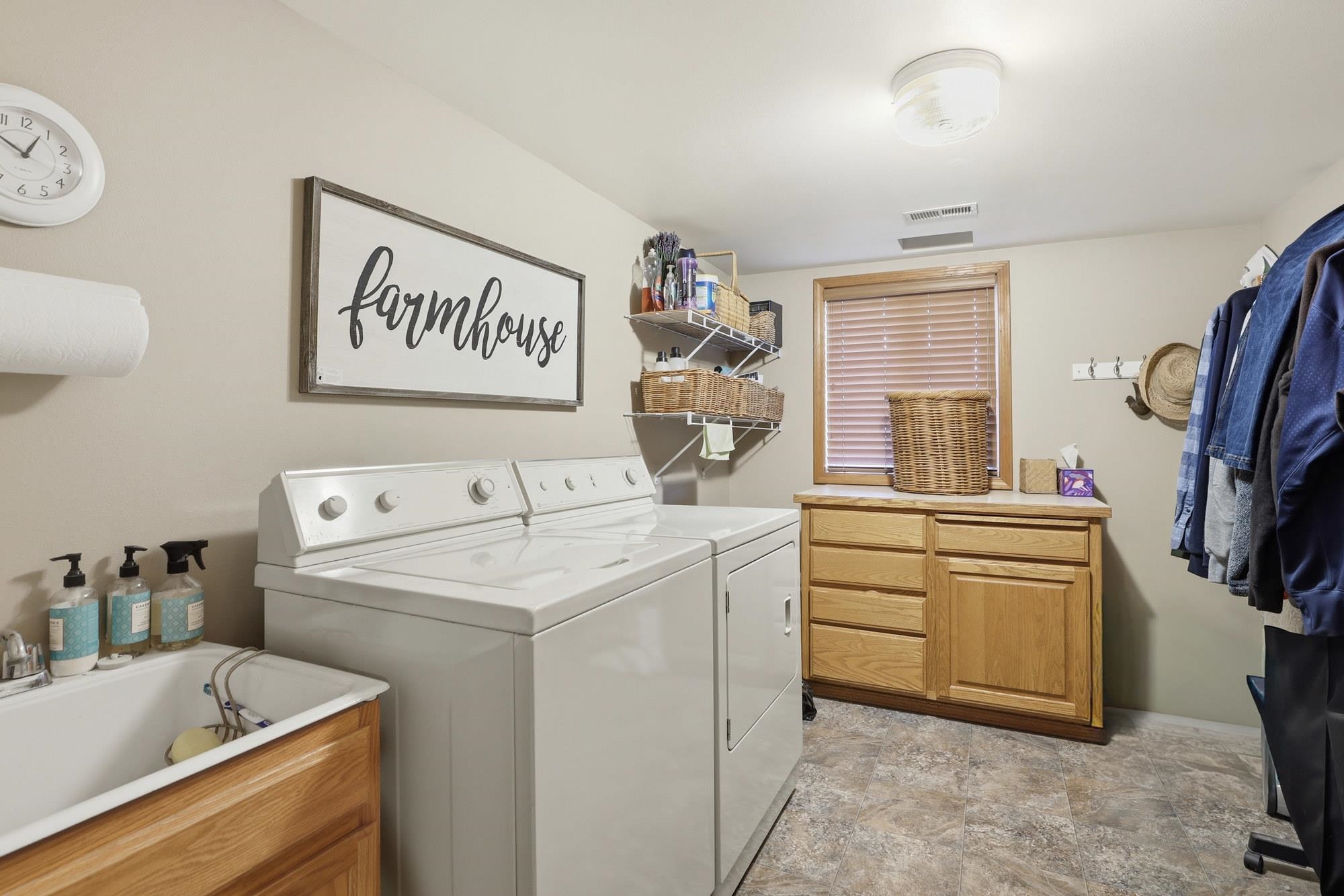 10505 South Sharon Road Spokane, WA 99223 - Photo 25 of 48