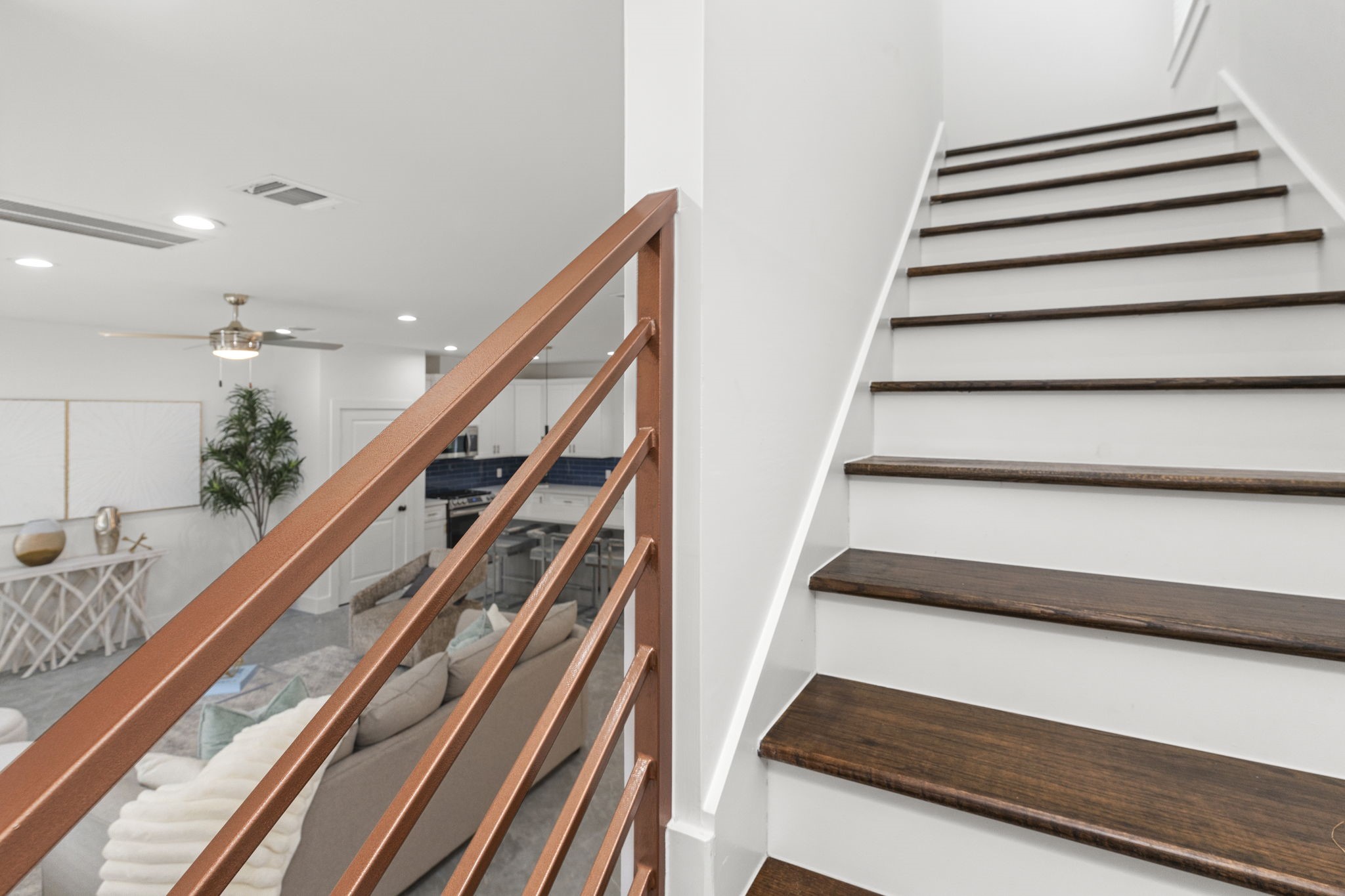 1517 Egypt Street Houston, TX 77009 - Photo 25 of 46 a view of entryway