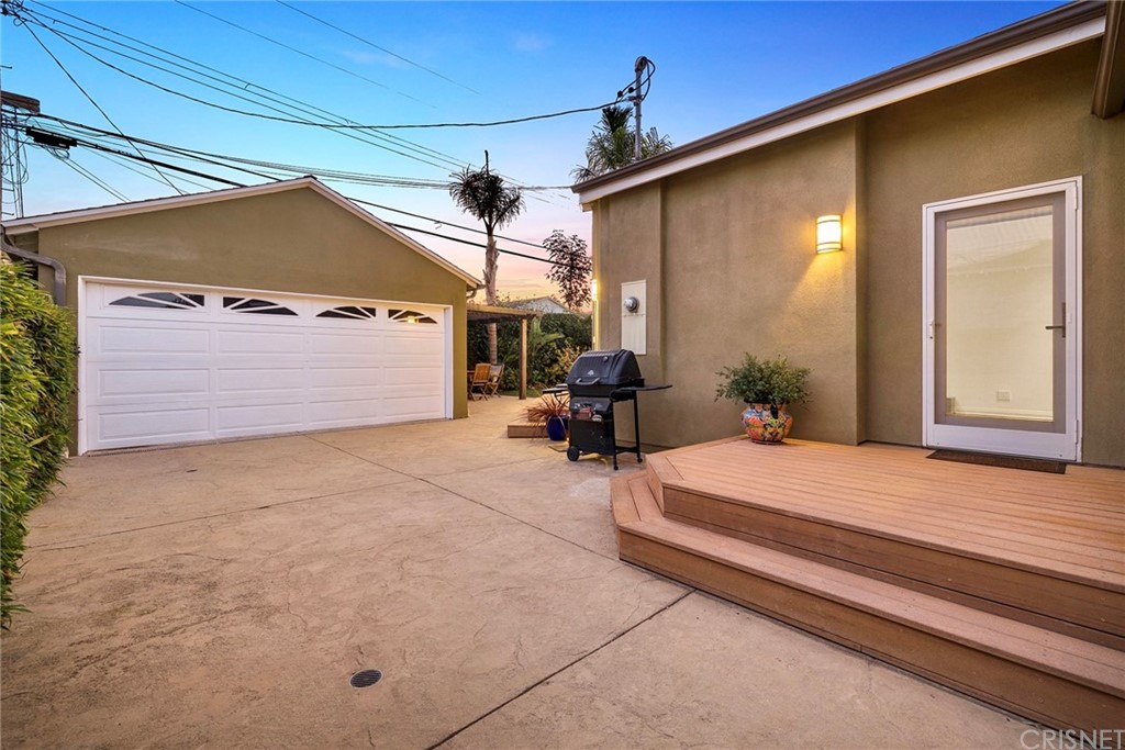 831 Appleby Street Venice, CA 90291 - Photo 32 of 39