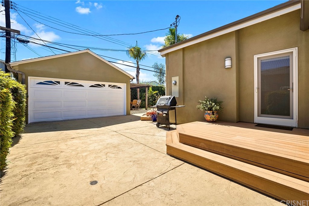 831 Appleby Street Venice, CA 90291 - Photo 37 of 39