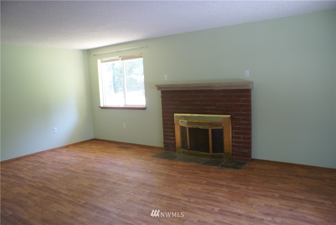 8309 Phillips Road Southwest Lakewood, WA 98498 - Photo 3 of 14 Gallery Image 3