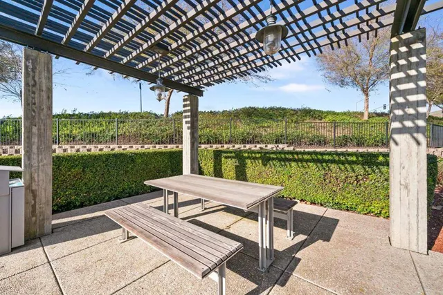 $1,190,000 | 253-253 Fennel Way, Livermore, CA 94551