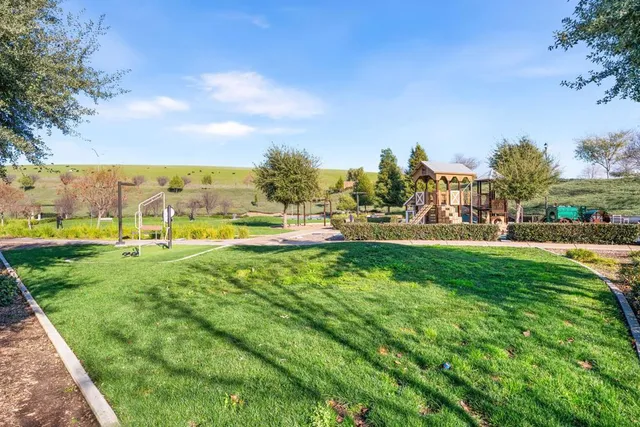$1,190,000 | 253-253 Fennel Way, Livermore, CA 94551