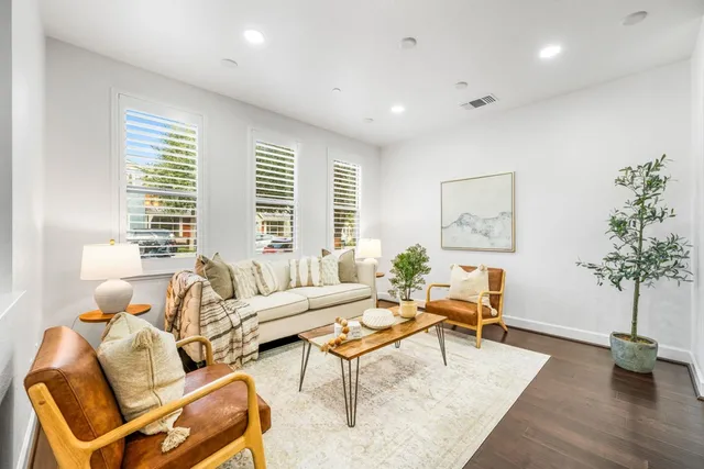 $1,190,000 | 253-253 Fennel Way, Livermore, CA 94551