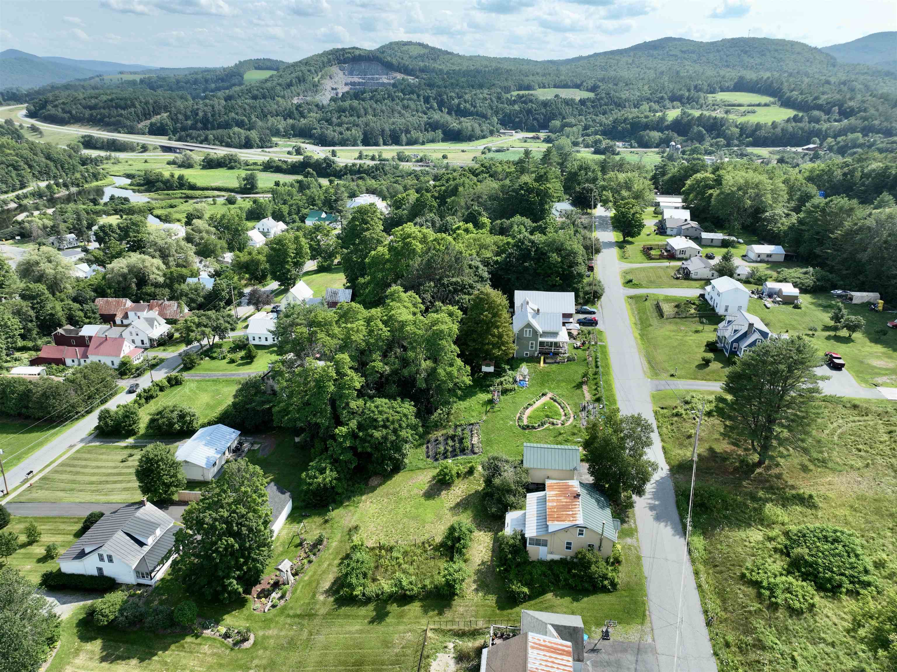 163 High Street Bradford, VT 05033 - Photo 23 of 33