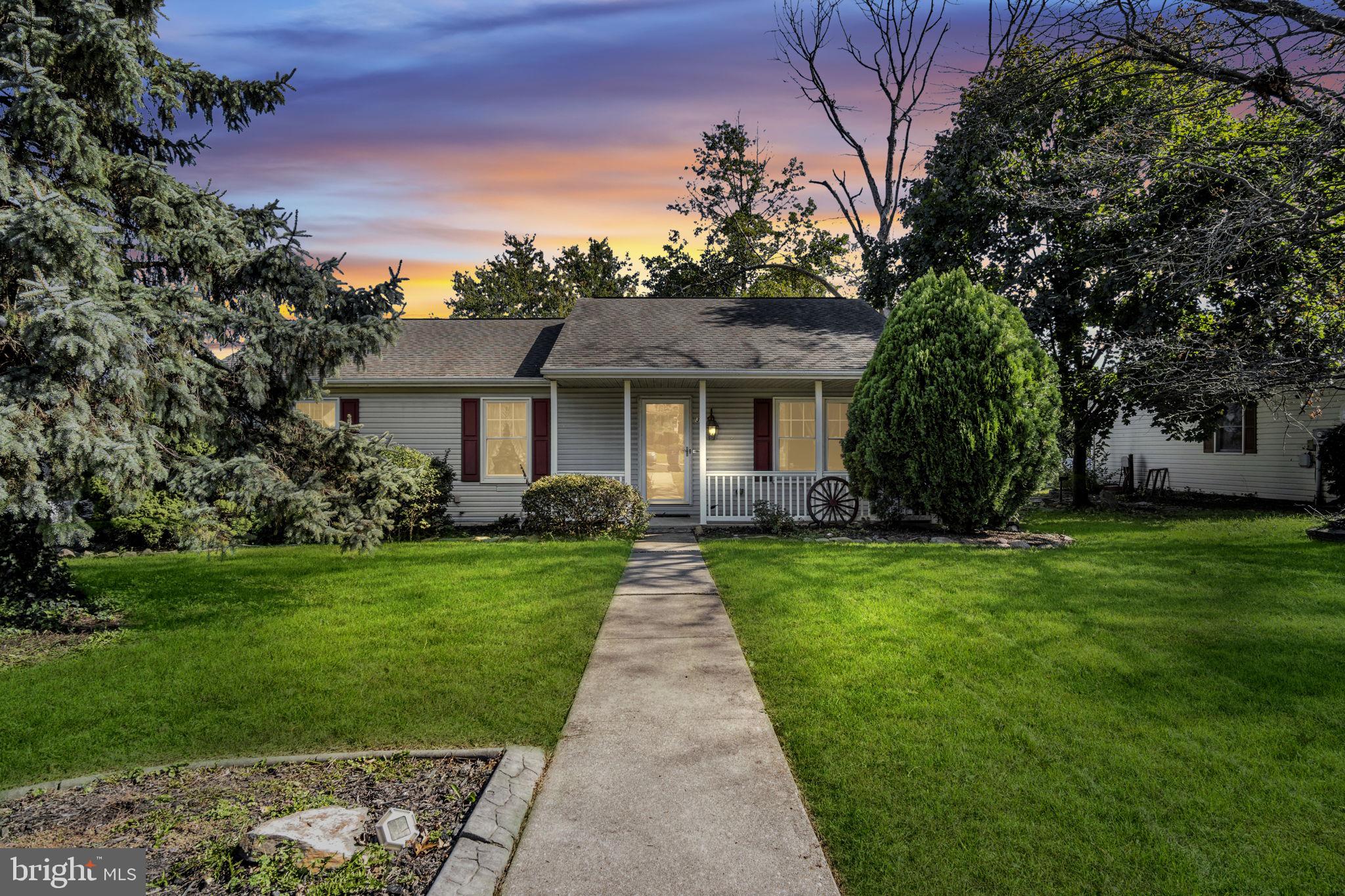 31 Boxwood Road Manchester, PA 17345 - Photo 1 of 41 Gallery Image 1