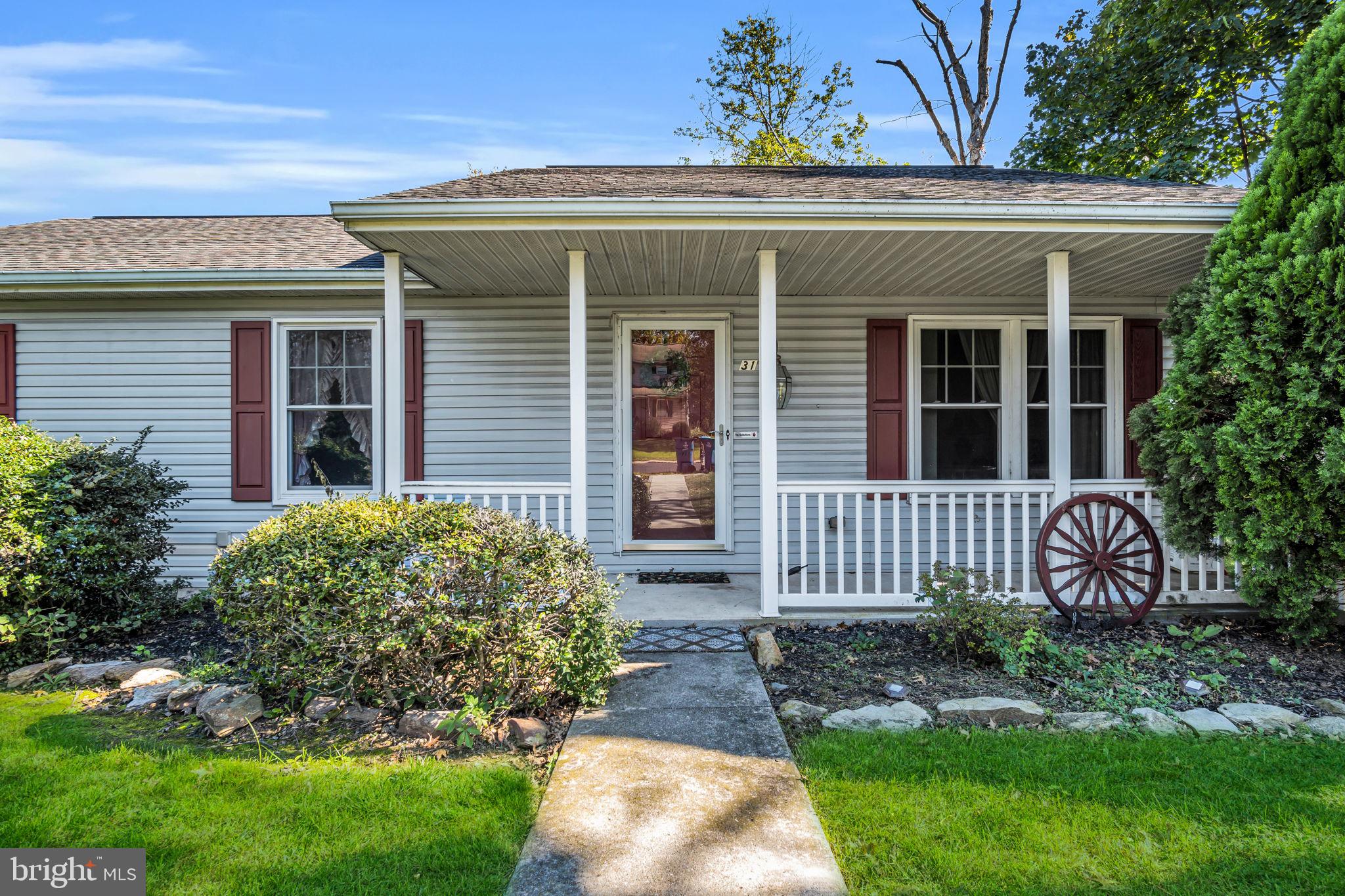 31 Boxwood Road Manchester, PA 17345 - Photo 5 of 41 Gallery Image 5