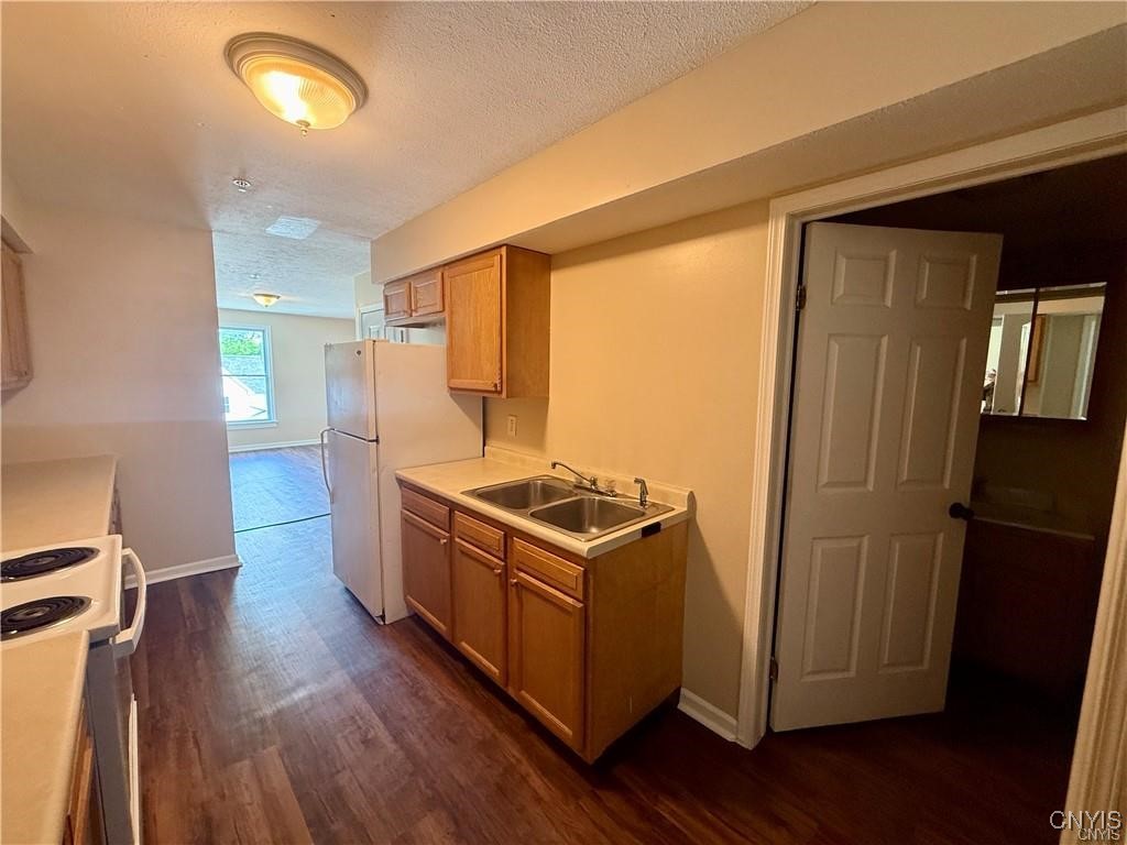 254 Apt, Unit 5E Watertown, NY 13601 - Photo 4 of 8