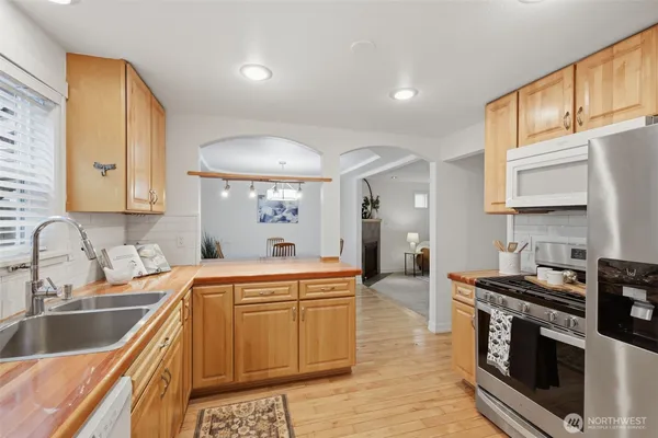 $408,000 | 1721 Madison Street, Unit C, Everett, WA 98203