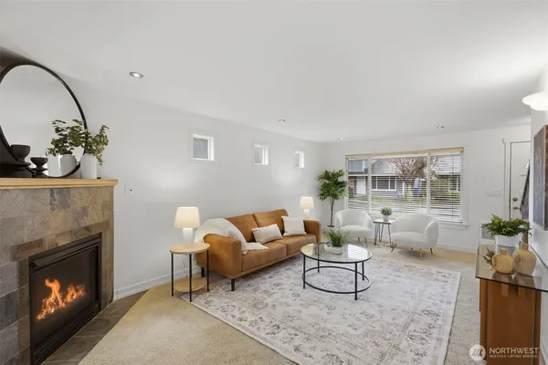 $408,000 | 1721 Madison Street, Unit C, Everett, WA 98203